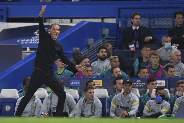 尴尬！中国男篮四大后卫合计只送出1次助攻