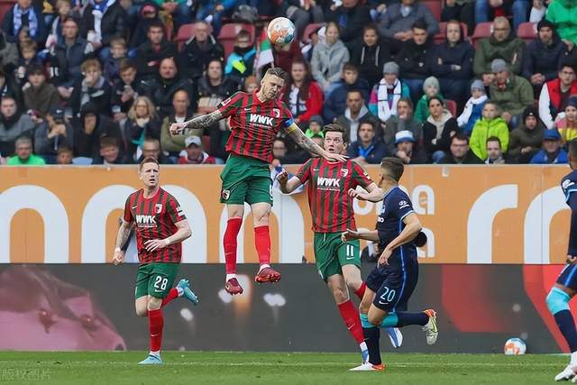 詹姆斯24+11布朗尼5分 湖人大胜送奇才16连败